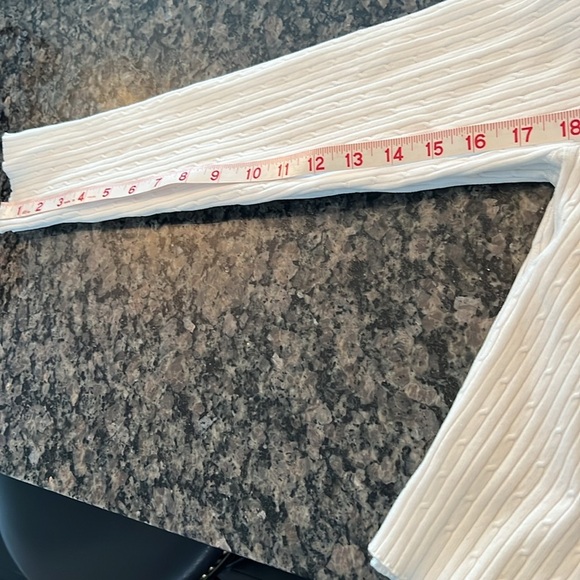 Roma whit Knit cut out ribbed sweater NWOT - Picture 11 of 11